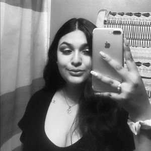 Meet your Posher, Brysenia